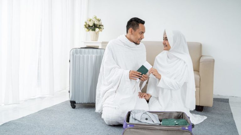 Barang yang Perlu Dibawa Saat Umrah